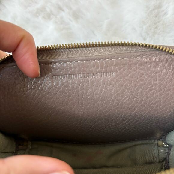 G.I.L.I. Brown Leather Micro Crossbody Purse - Picture 13 of 16